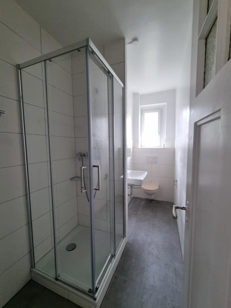 Appartement de 3 pièces entièrement rénové avec balcon à Corcelles (9)