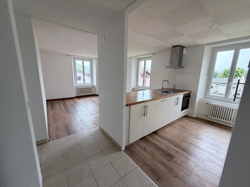 Appartement 2.5 pièces à louer à Chézard-St-Martin (1)