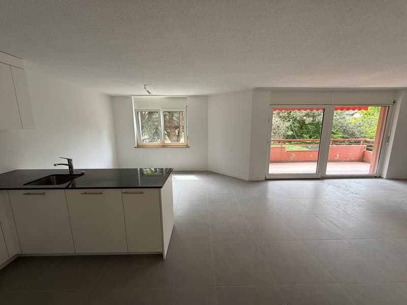 Appartement lumineux de 4.5 pièces avec balcon à Corcelles (5)