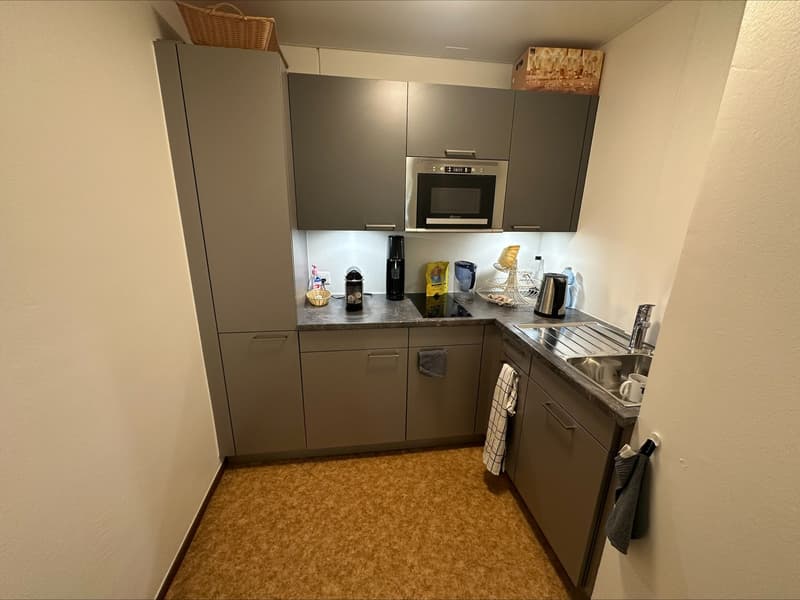 Bureau lumineux de 4 pièces au cœur de Neuchâtel (10)