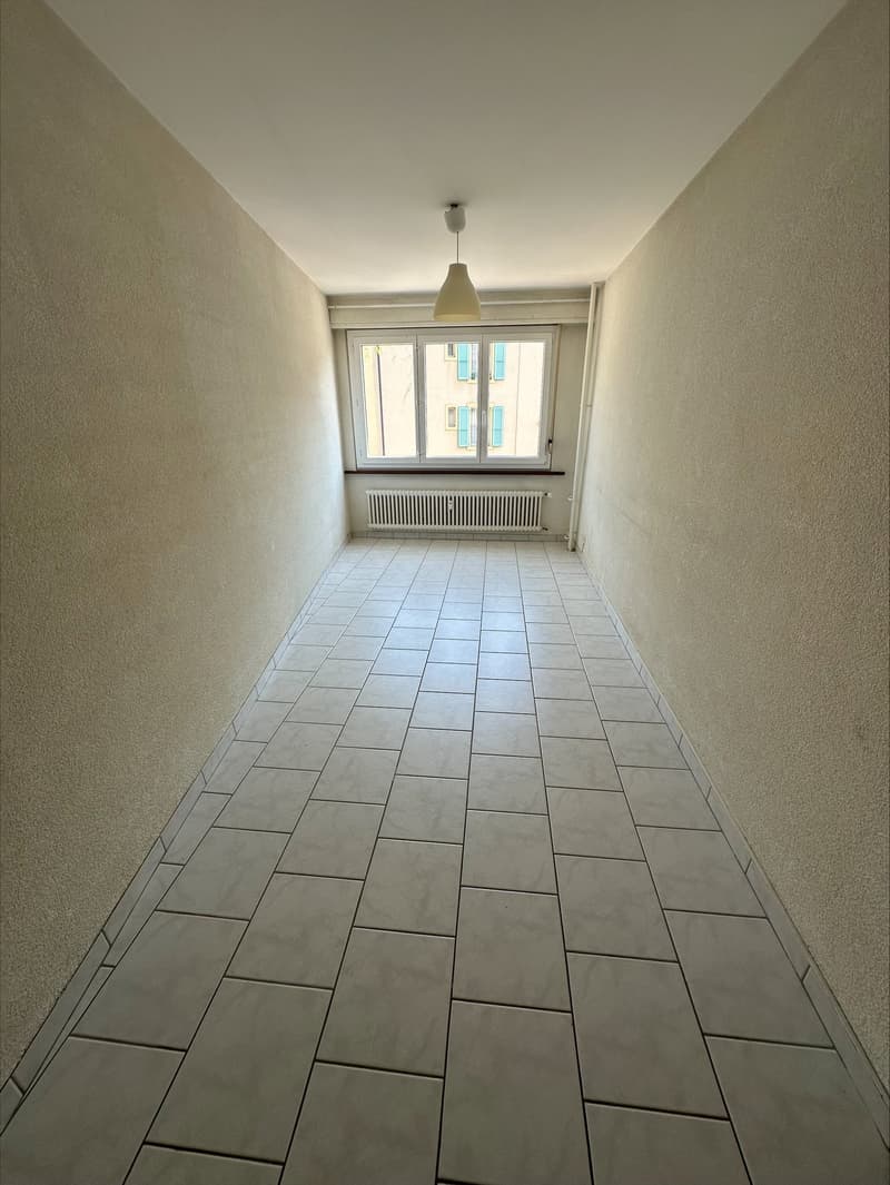 Studio moderne à Neuchâtel (2)