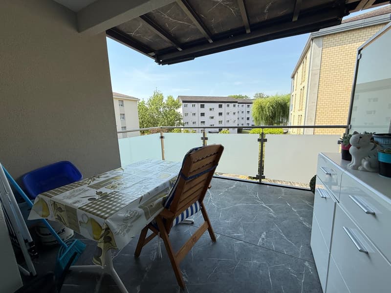 Charmant appartement de 2 pièces avec balcon à Cressier (6)