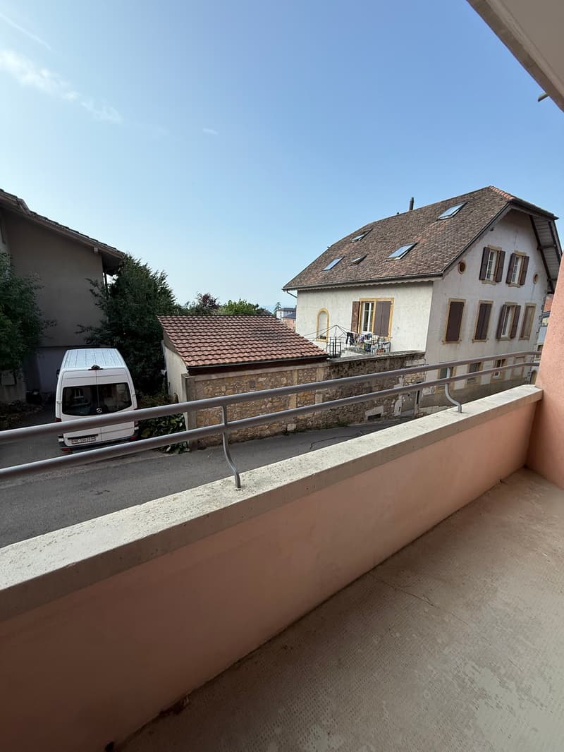 Charmant appartement de 2,5 pièces à Neuchâtel – disponible immédiatement (8)