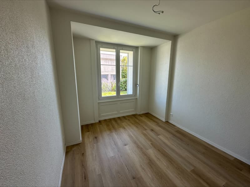 Appartement 3 pièces rénové avec terrasse à Neuchâtel (7)