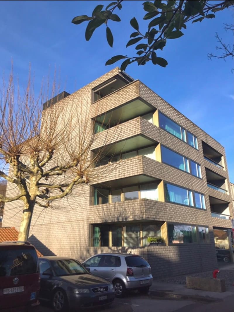 Appartement 4.5 pièces lumineux avec balcon à Peseux (12)