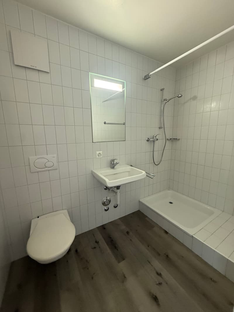 Appartement 4.5 pièces lumineux avec balcon à Peseux (10)