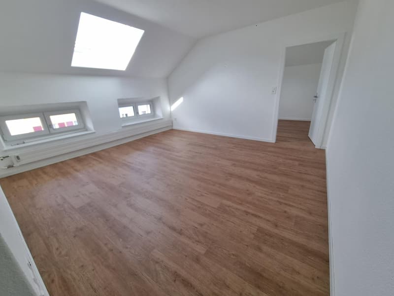 Appartement 2.5 pièces rénové à Neuchâtel (2)
