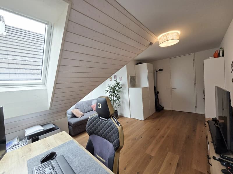 5.5-Zimmer-Dachwohnung mit gedecktem Balkon (4)