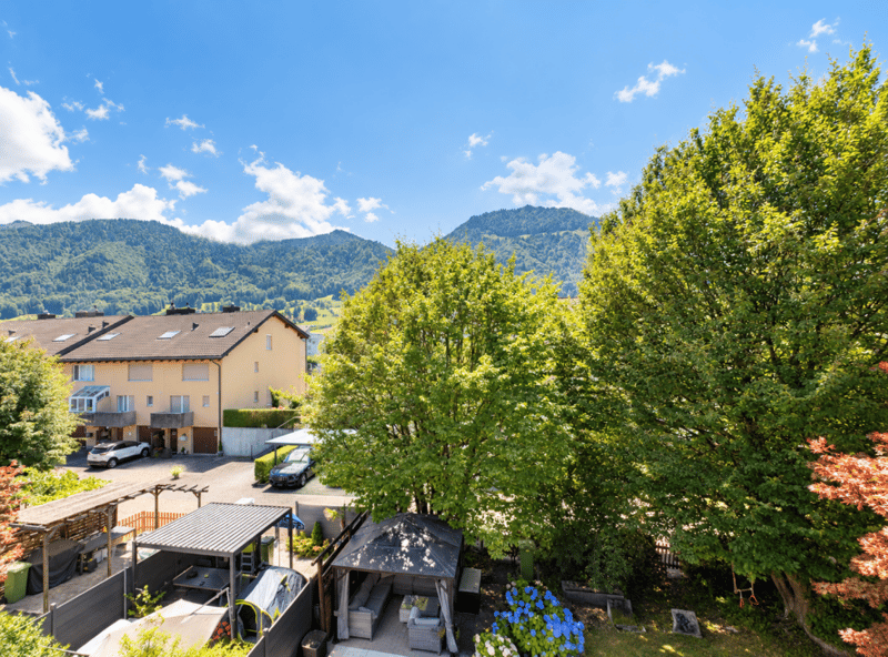 Grosszügiges 5.5-Zimmer-Reiheneinfamilienhaus mit 169 m² Wohnfläche (11)