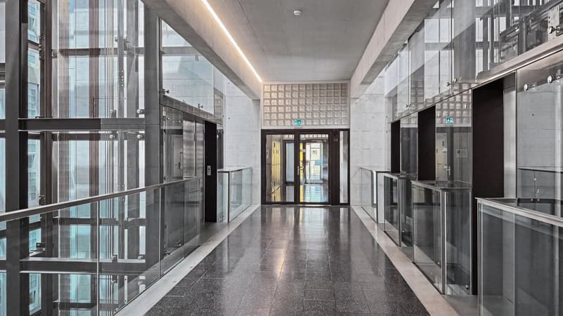 Attraktive Bürofläche im 3. Obergeschoss an bestens erschlossener Lage in Zürich Oerlikon (5)