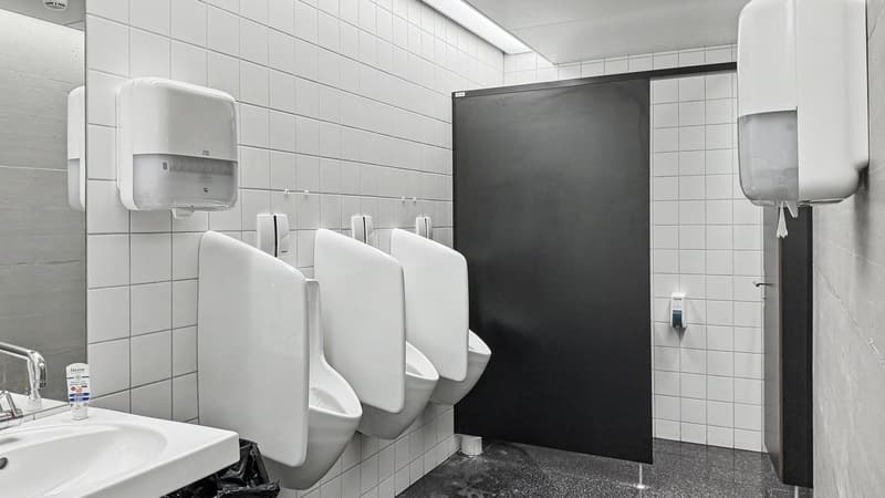 Attraktive Bürofläche im 3. Obergeschoss an bestens erschlossener Lage in Zürich Oerlikon (12)