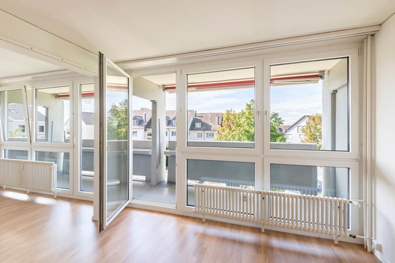 Lichtdurchflutete 4.5 Zimmer-Wohnung (1)