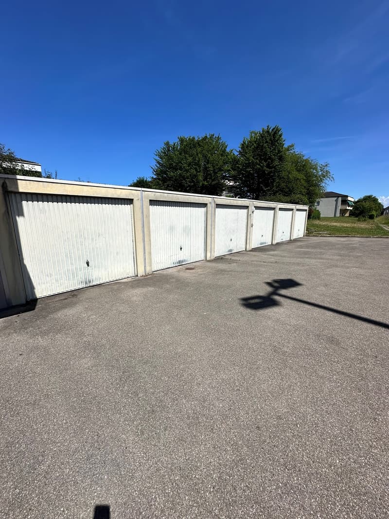 Garagenbox in Dietlikon mieten (1)