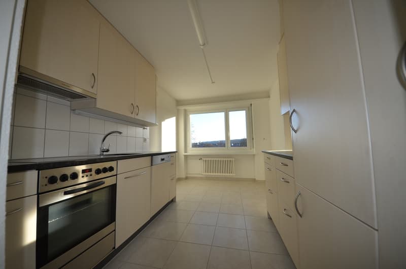 Tolle Wohnung mit sonnigem Balkon (3)