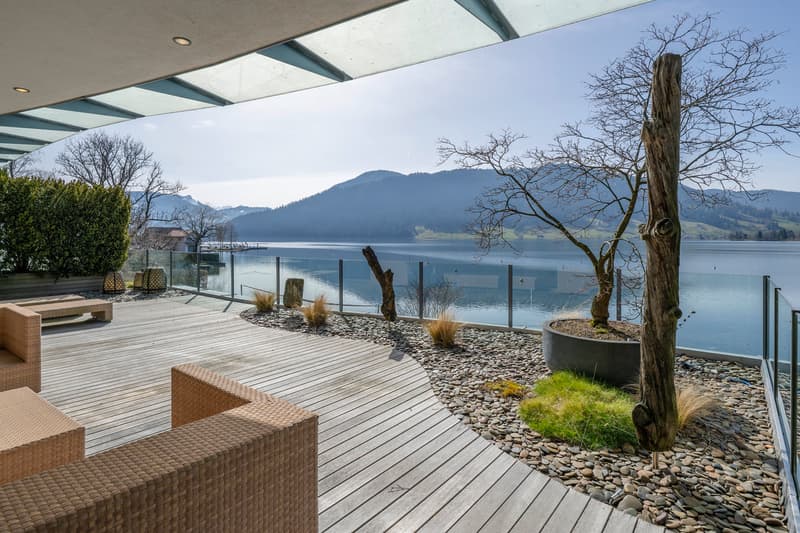 Exklusives Angebot: Maisonette-Gartenwohnung mit privatem Seezugang (9)