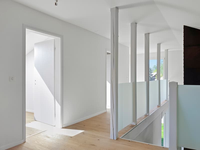 Charmantes und modernisiertes Einfamilienhaus mit Garten und Pool (6)