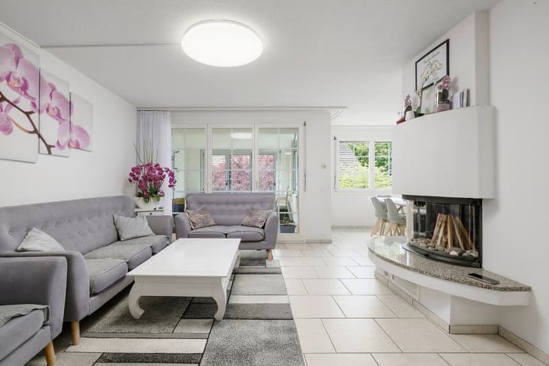 Familienfreundliche 5.5-Zimmer Dachmaisonette-Wohnung (2)