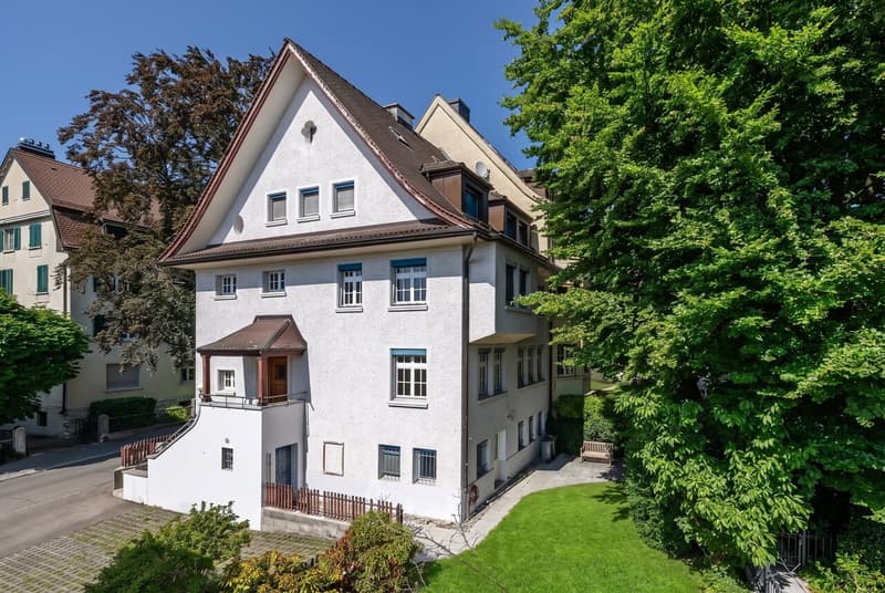 Elegantes Stadthaus von 1914 in Zürich-Oberstrass (1)