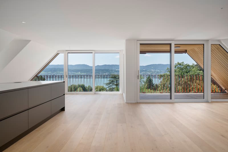 Souveränes Topfloor-Wohnen mit spektakulärer Seesicht (2)