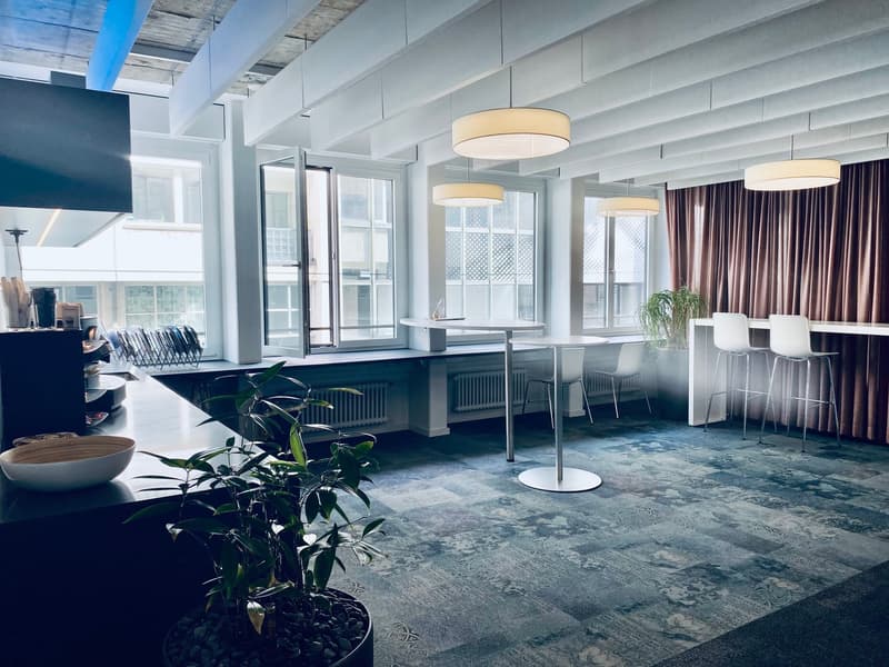 Bezugsbereites Office mit Parkplätzen in der Luzerner Altstadt (9)