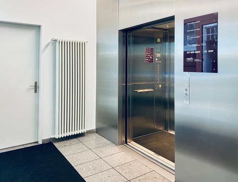 Bezugsbereites Office mit Parkplätzen in der Luzerner Altstadt (11)