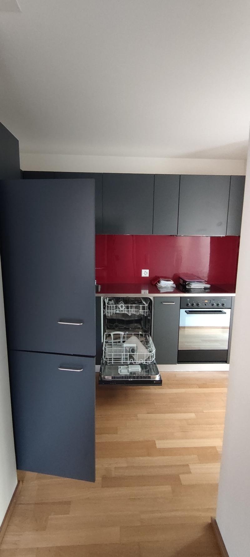 Urbanes 3.5-Zimmer-Einfamilienhaus mit 1 Zimmer-Einliegerwohnung und Stellplatz in Winterthur (6)