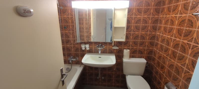 Helle und ruhige 3.5-Zimmer-Wohnung im 2. OG mit 2 Balkonen und Aussicht in Dietikon (8)