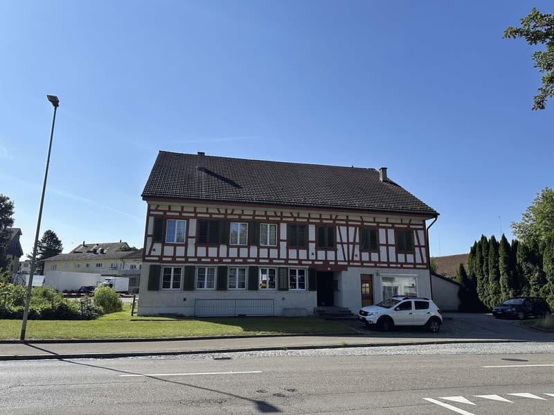 Mehrfamilienhaus mit Baulandgrundstück in der Kernzone (2)