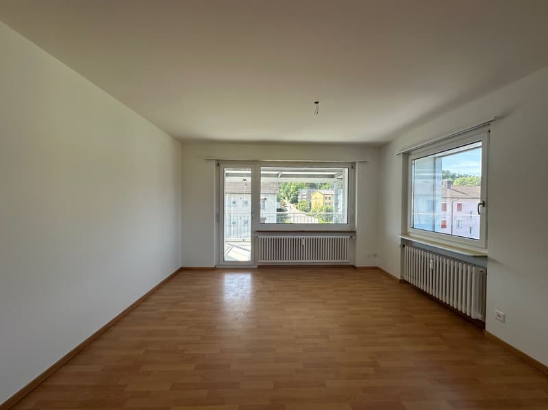Teilsanierte 3.5-Zimmerwohnung zu vermieten an ruhiger und bevorzugter Lage! (5)
