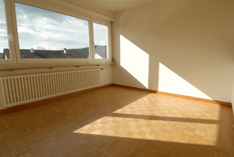 Ruhig. Am Waldrand. In bevorzugtem Quartier. Ihr neues Zuhause? (4)