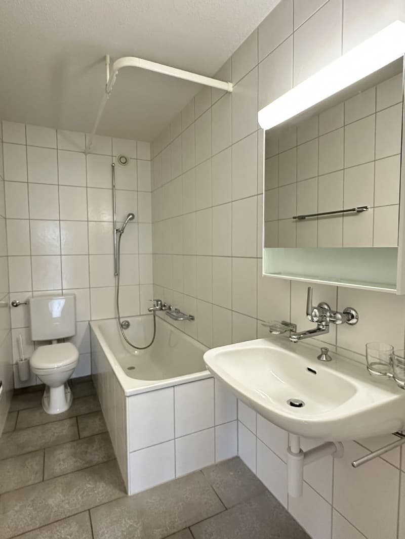 Tolle Single- oder Pendlerwohnung nähe Bahnhof mit sonnigem Balkon! (2)