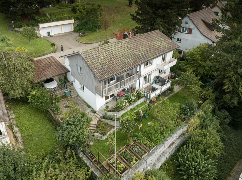 Doppeleinfamilienhaus im Zürcher Oberland mit Blick auf den See! (11)
