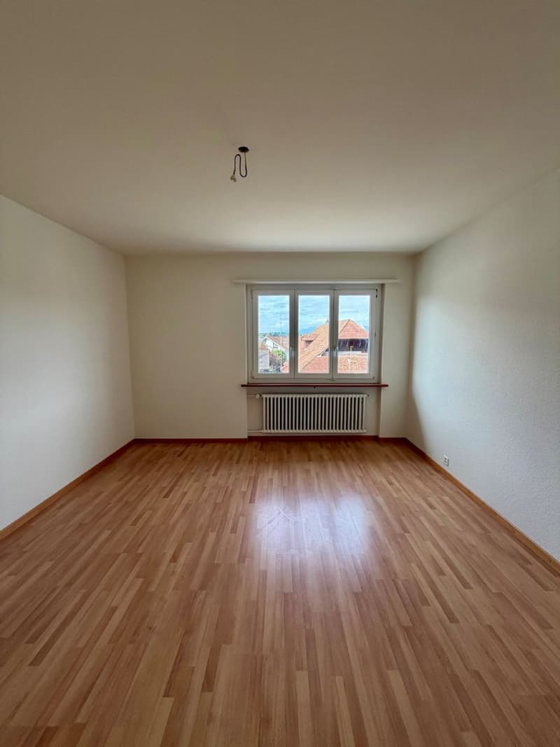 Teilsanierte Wohnung an ruhiger Lage im Grünen, direkt am Waldrand! (5)