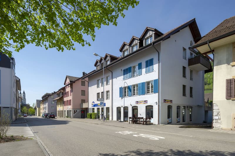 Einstellhallenplatz zu vermieten! (2)