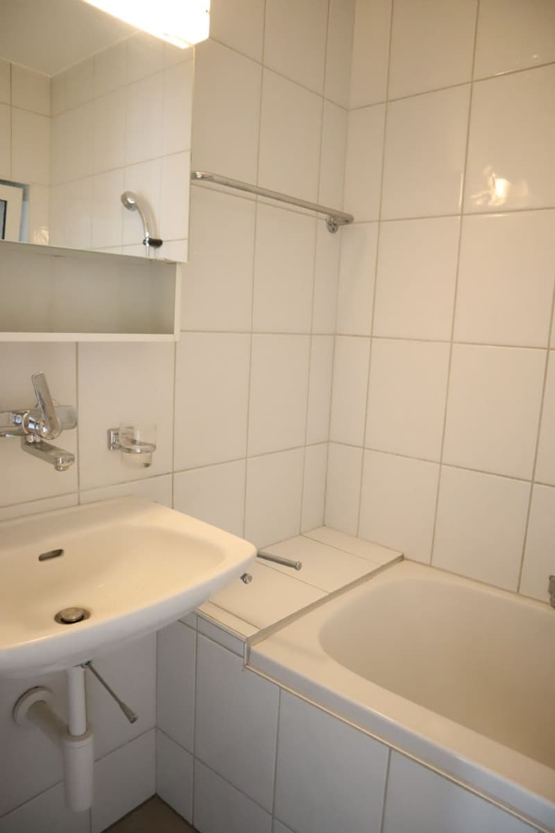 Frisch sanierte Dachgeschosswohnung zum Wohlfühlen! (3)