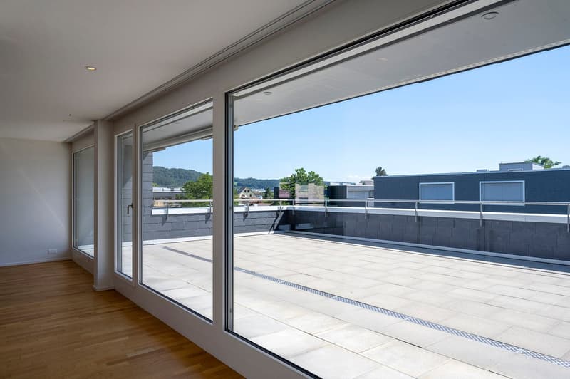 Living above the rooftops (4)