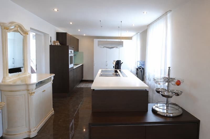 Propriété de caractère composée de 3 appartements – 393 m² habitables à Romont (4)