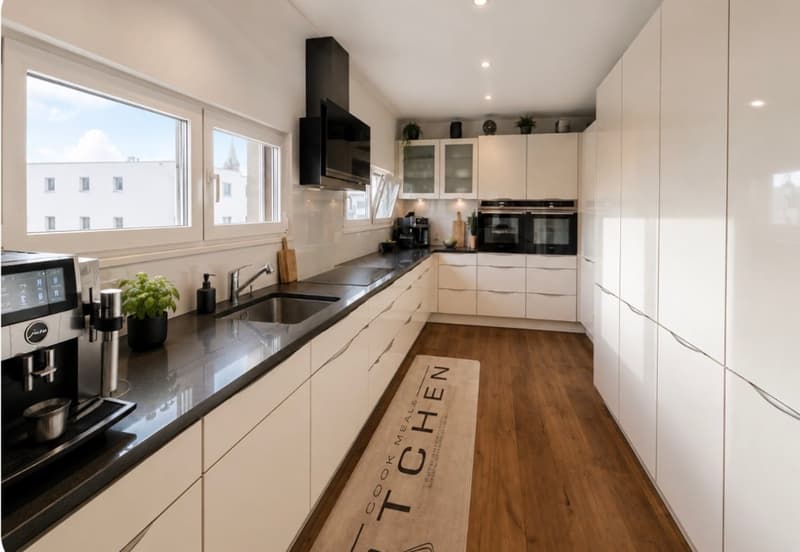 SUPERBE 4.5 PIÈCES AVEC GRAND BALCON + STUDIO INDÉPENDANT EN OPTION À ROSSENS (FR) (2)