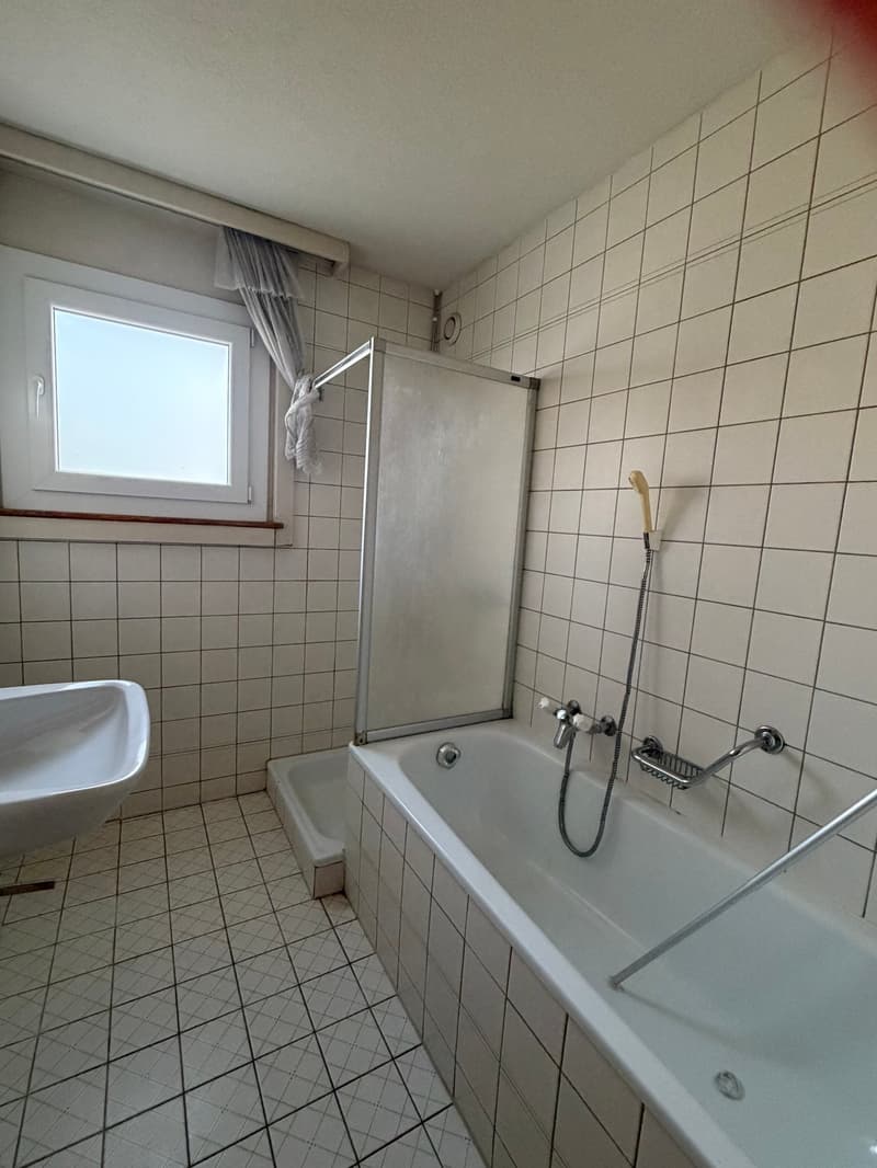 OPPORTUNITÉ À ROMONT – 4.5 PIÈCES DE 106 M² AVEC GRAND BALCON – FORT POTENTIEL APRÈS RÉNOVATION (6)