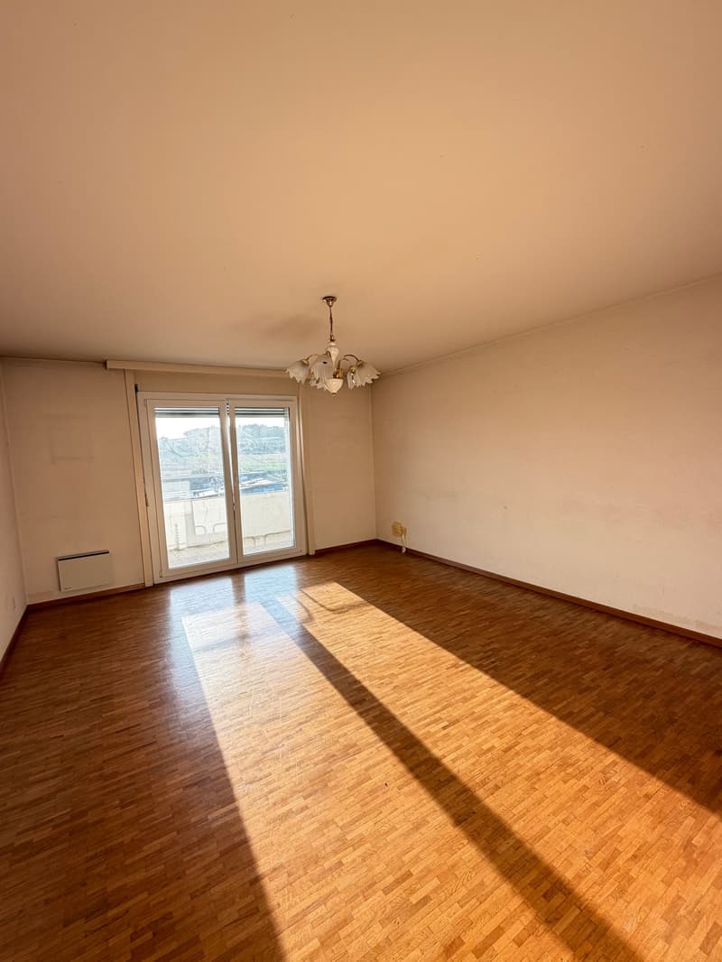 OPPORTUNITÉ À ROMONT – 4.5 PIÈCES DE 106 M² AVEC GRAND BALCON – FORT POTENTIEL APRÈS RÉNOVATION (2)