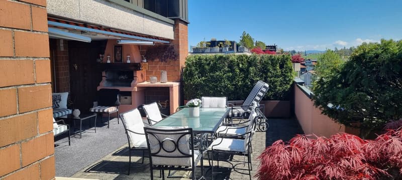 Attikawohnung mit gedeckter Terrasse! (2)