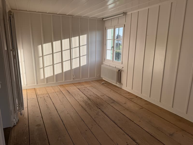 Wohn- oder Esszimmer im EG