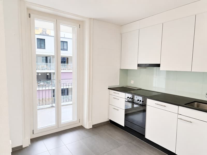 Wohnen wie in den Ferien - 2.5 Zimmer Wohnung im Löwen Center Luzern mieten (5)
