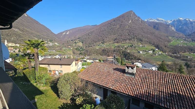 Casa unifamiliare ad Arogno (12)