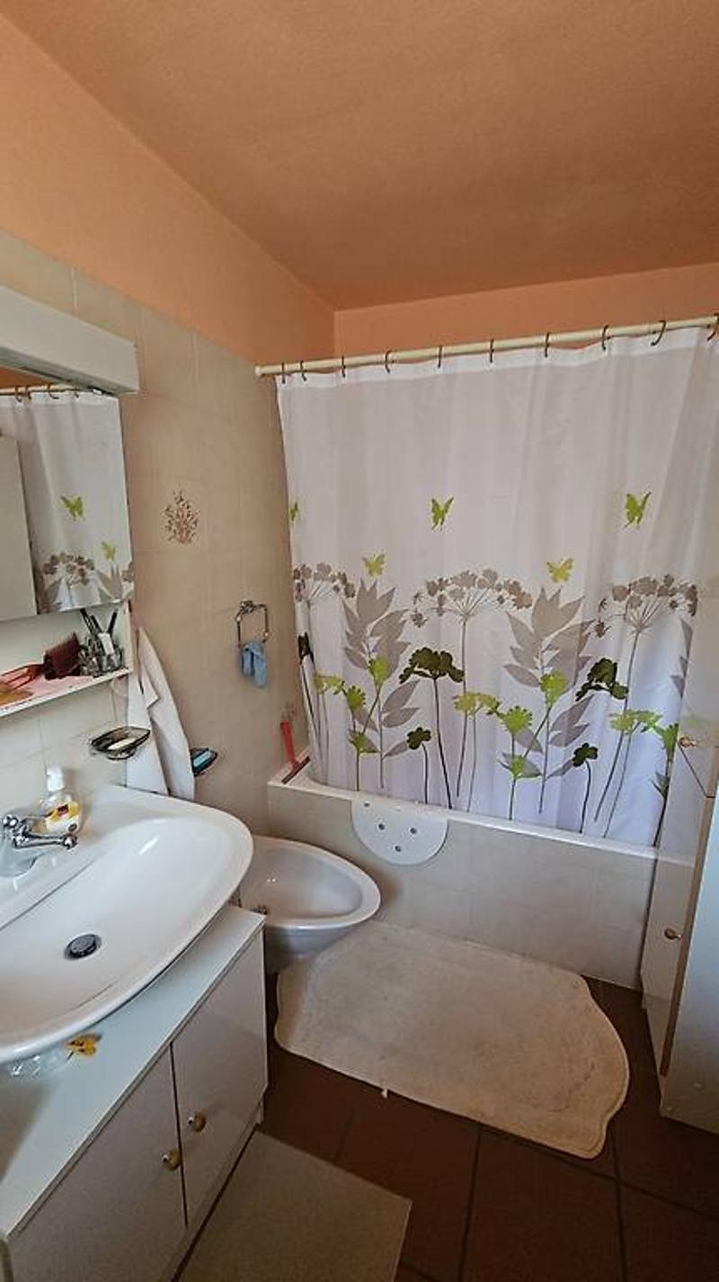 Casa unifamiliare ad Arogno (13)