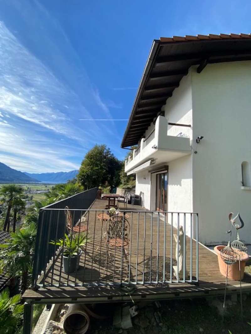 Detached house in southern location (2)