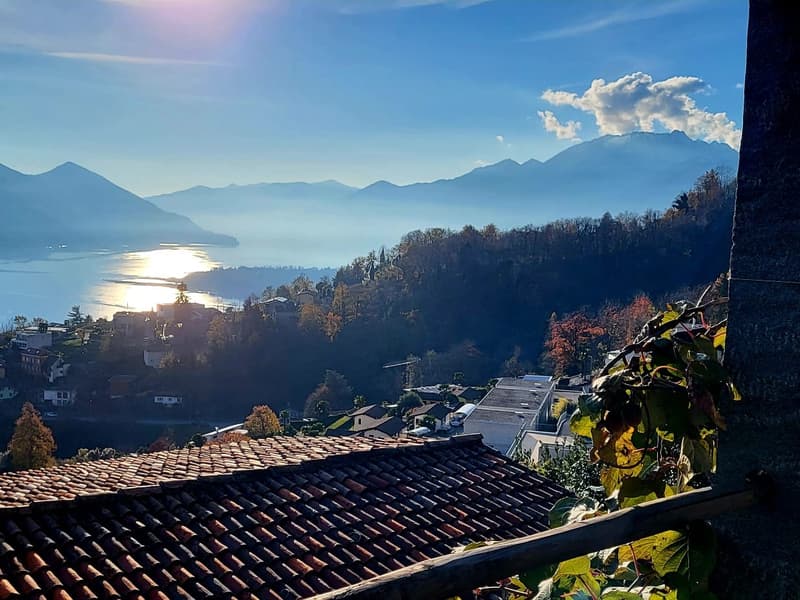 Schöne Villetta an reiner Südhanglage (4)