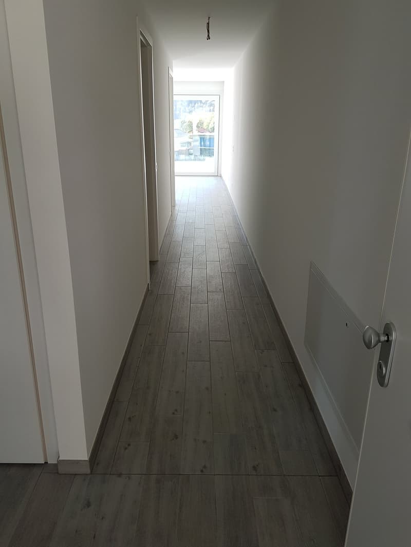 Appartamento moderno di 3.5 locali con balcone (6)