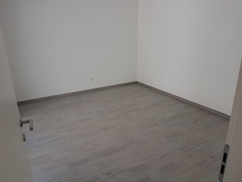 Appartamento moderno di 3.5 locali con balcone (4)