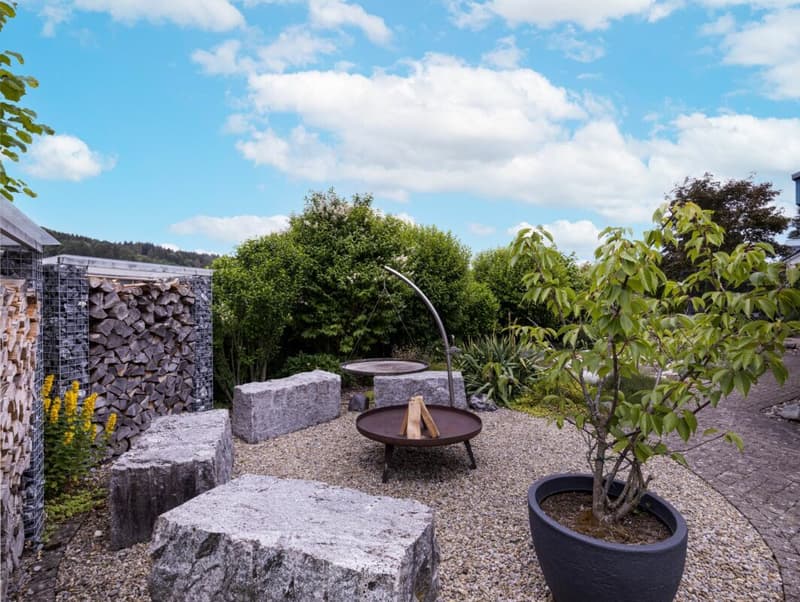 5.5-Zimmer-Reiheneckhaus mit traumhaftem Garten - gepflegt & top gelegen (3)